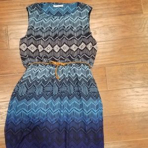 Maurices dress sz XL navy with tribal patterns 💙